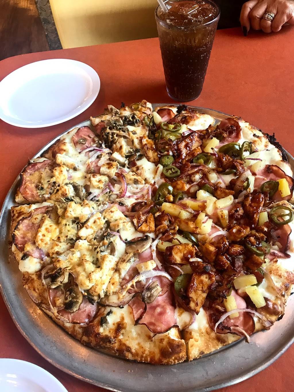 Toppers Pizza | restaurant | 425 Arneill Rd, Camarillo, CA 93010, USA | 8053854444 OR +1 805-385-4444