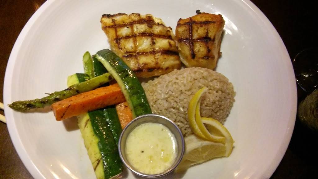 Fish on Tap | restaurant | 43 E Colorado Blvd, Pasadena, CA 91105, USA | 6268179097 OR +1 626-817-9097