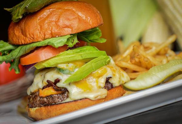 Handlebar J | restaurant | 7116 E Becker Ln, Scottsdale, AZ 85254, USA | 4809480110 OR +1 480-948-0110