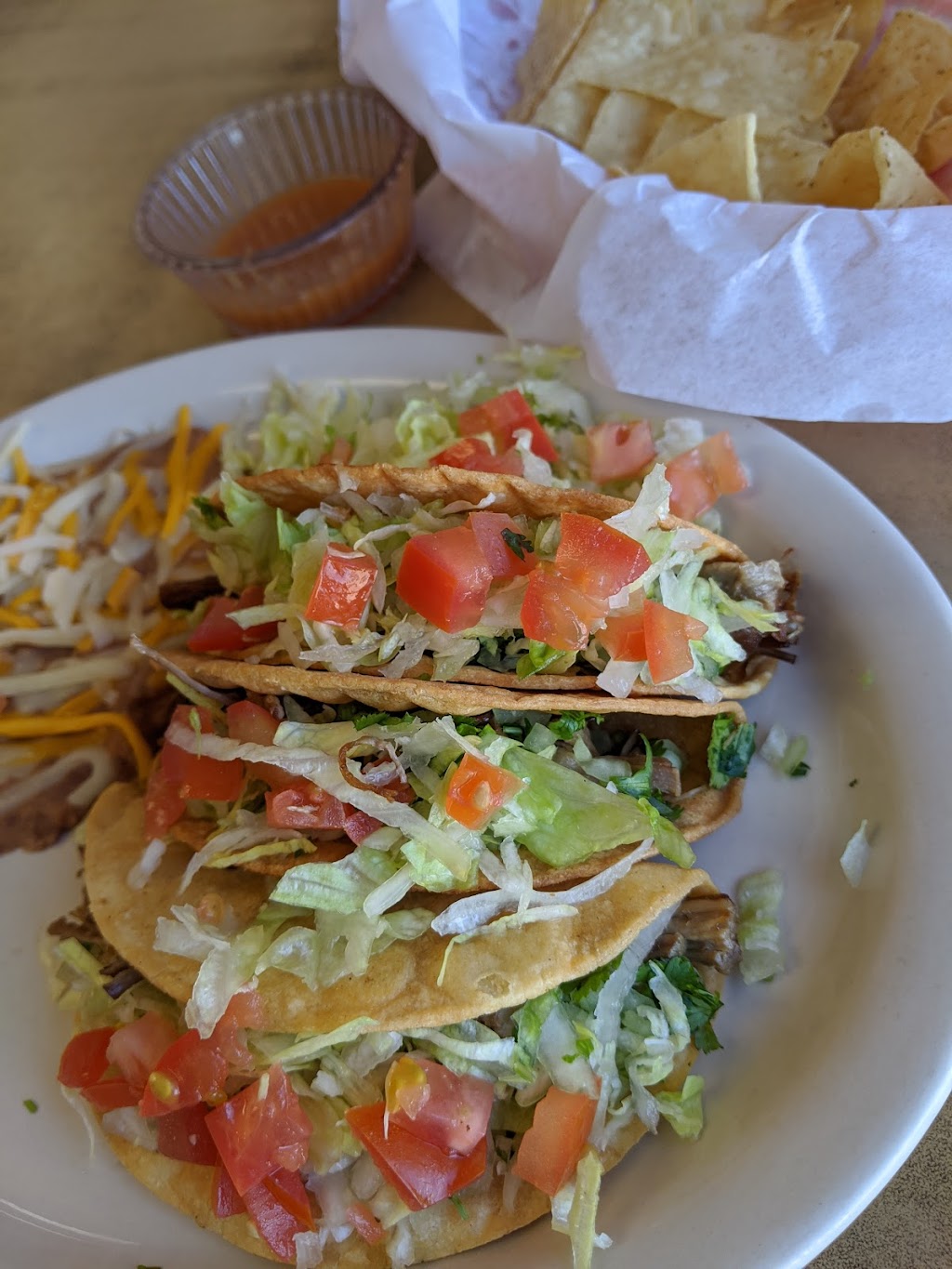 El Primos Cafe | restaurant | 1120 E Texas Hwy 54, Stratford, TX 79084, USA | 8063663799 OR +1 806-366-3799