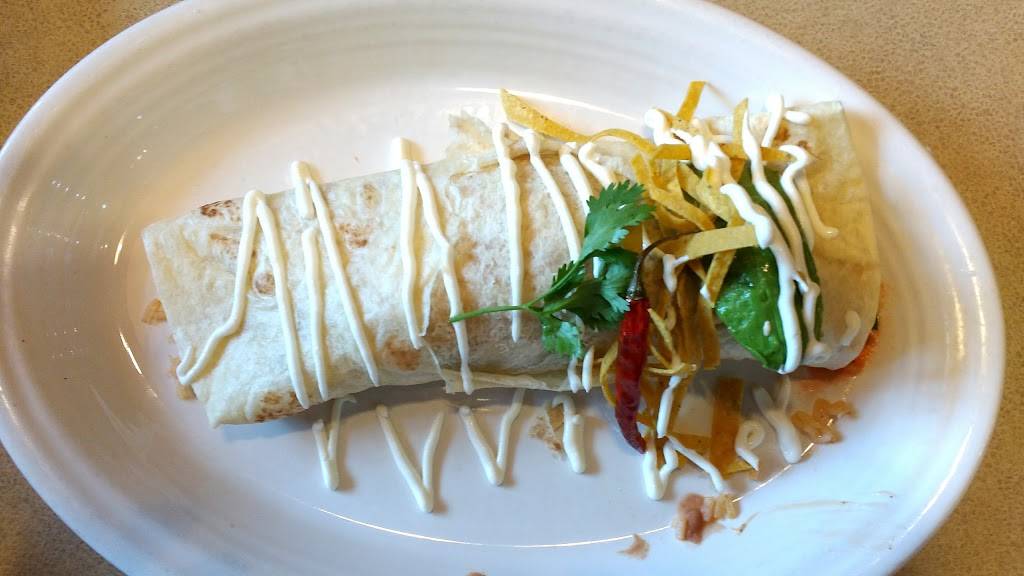 La Parrilla | restaurant | 94 Pavilion Pkwy, Fayetteville, GA 30214, USA | 7707165886 OR +1 770-716-5886