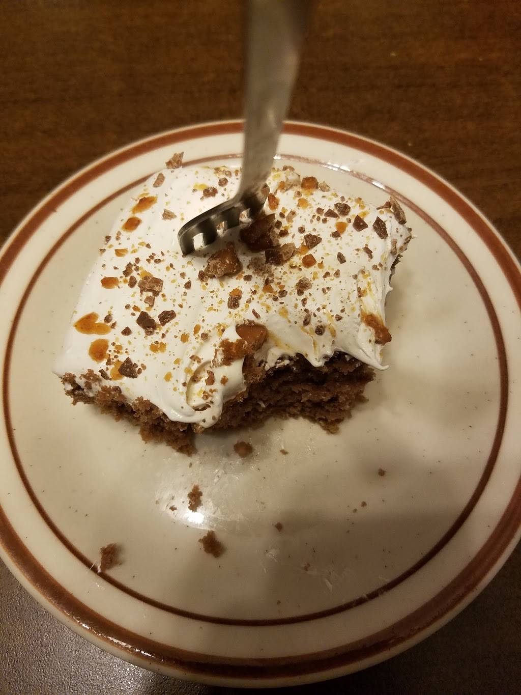 Hillcrest Cafe & Catering | cafe | 13350 MN-5, Norwood Young America, MN 55368, USA | 9524672777 OR +1 952-467-2777