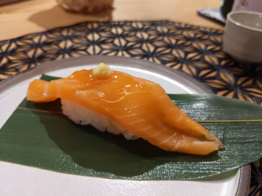 Uroko | restaurant | 1023 Springdale Rd Bldg 1 Suite C, Austin, TX 78721, USA | 5125204004 OR +1 512-520-4004