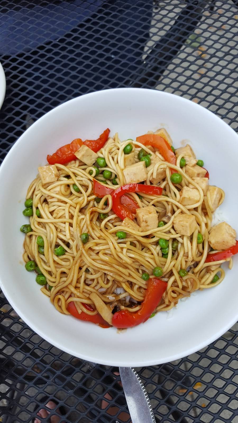Asian Noodle | restaurant | 200 Center Ave, Bay City, MI 48708, USA | 9893162380 OR +1 989-316-2380