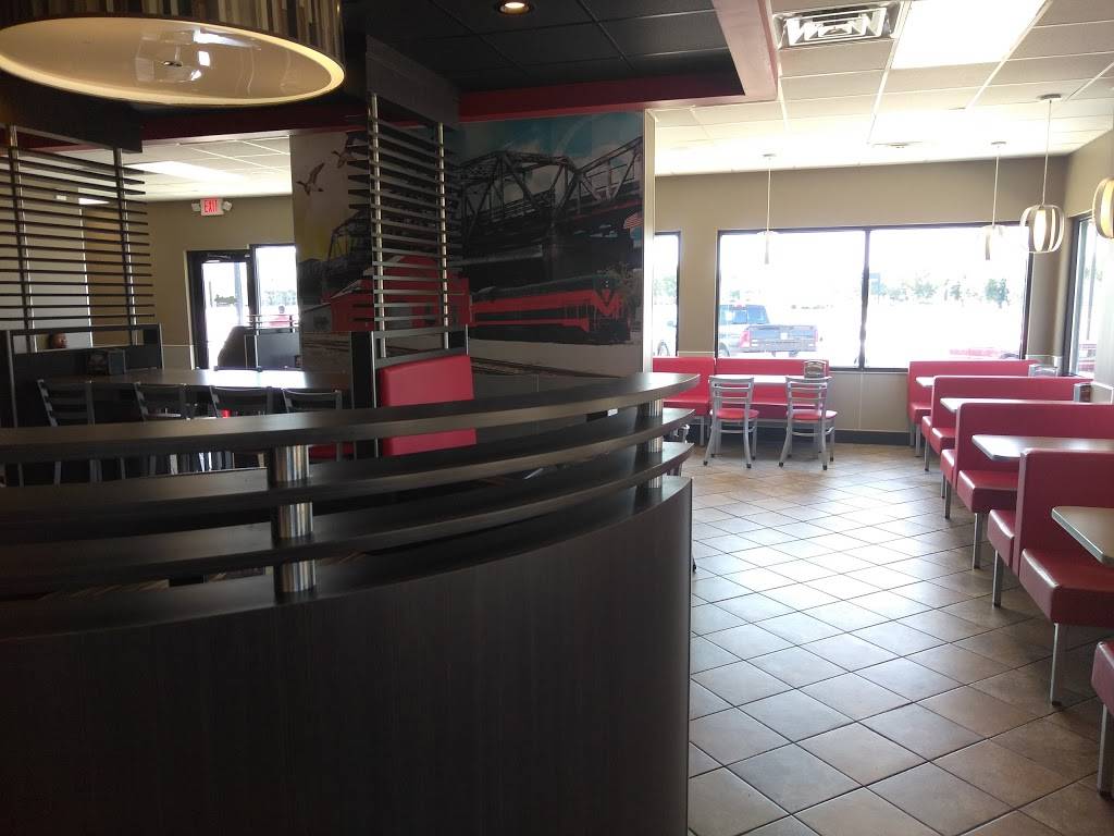 Hardees | restaurant | 1460 Old Aberdeen Rd, Columbus, MS 39705, USA | 6623275811 OR +1 662-327-5811