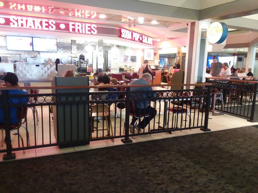 Johnny Rockets | restaurant | 5300 S Howell Ave, Milwaukee, WI 53207, USA | 4147475252 OR +1 414-747-5252