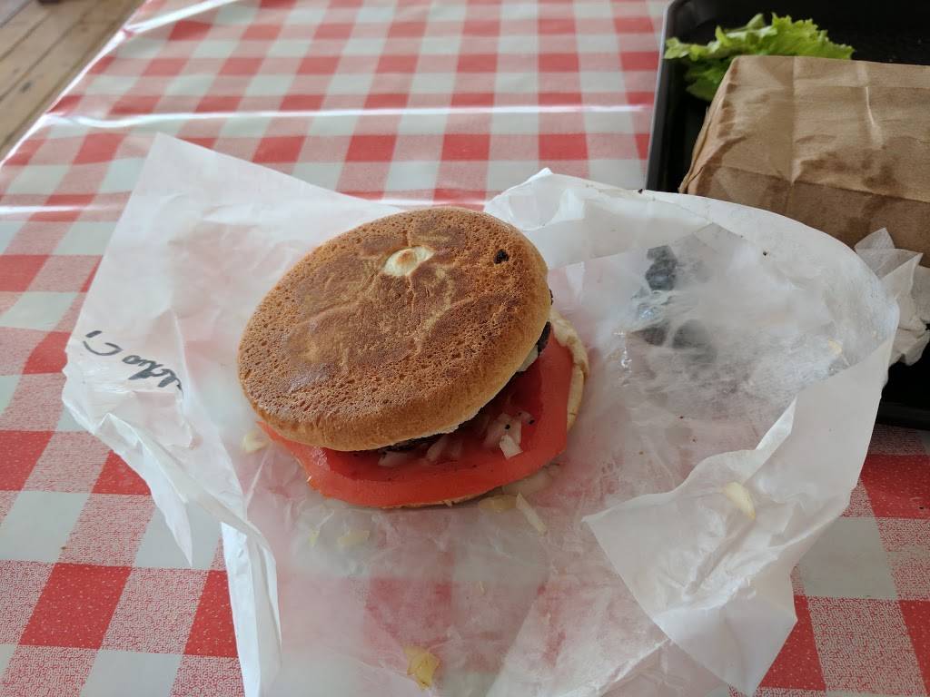 Restaurant Patate Ben-Venue | restaurant | 1365 QC-117, Mont-Tremblant, QC J8E 2X9, Canada | 8194258592 OR +1 819-425-8592