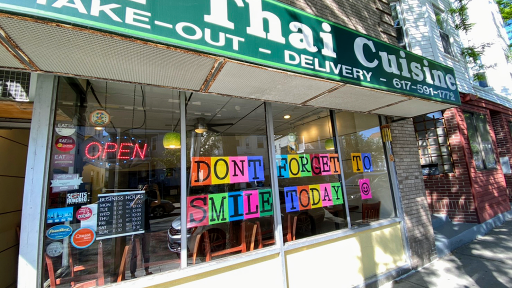 Lemon Thai Cuisine | restaurant | 215 Highland Ave, Somerville, MA 02143, USA | 6175911772 OR +1 617-591-1772