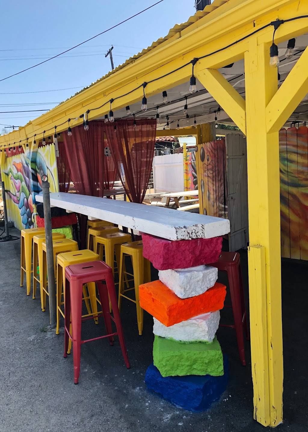 Bee Taqueria | restaurant | 5754 W Adams Blvd, Los Angeles, CA 90016, USA | 3234529575 OR +1 323-452-9575