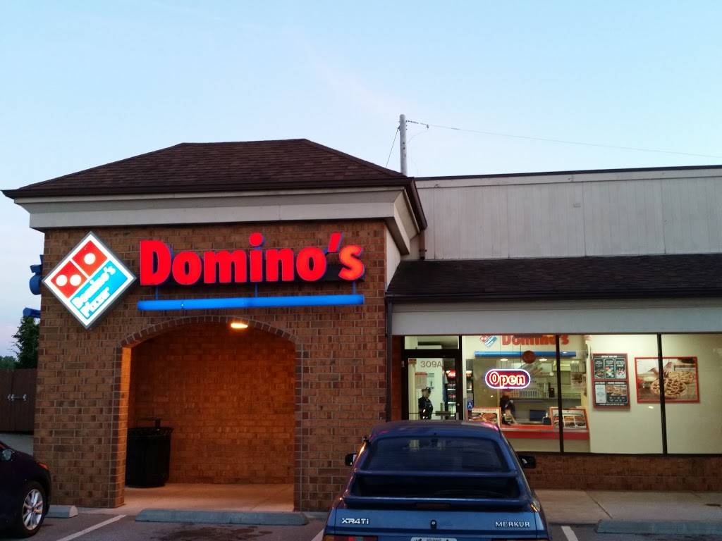 Dominos Pizza | meal delivery | 309A Mid Rivers Mall Dr, St Peters, MO 63376, USA | 6362786626 OR +1 636-278-6626