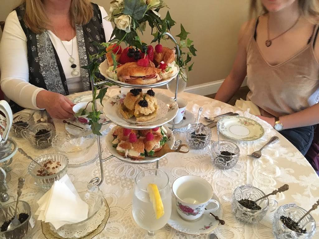 Johanna Mays Fine Teas | restaurant | 9104 Callon Ave, Schofield, WI 54476, USA | 7153556816 OR +1 715-355-6816
