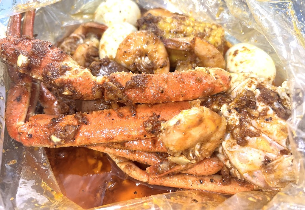 The crab barrack | restaurant | 2524 Bessemer Rd, Birmingham, AL 35208, USA | 2057775452 OR +1 205-777-5452