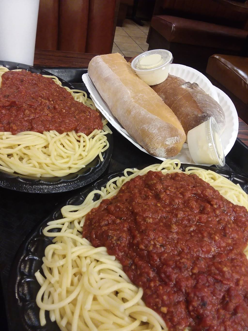 La Gondola Spaghetti & Pizza House | meal takeaway | 1501 E Vernon Ave, Bloomington, IL 61701, USA | 3096646363 OR +1 309-664-6363