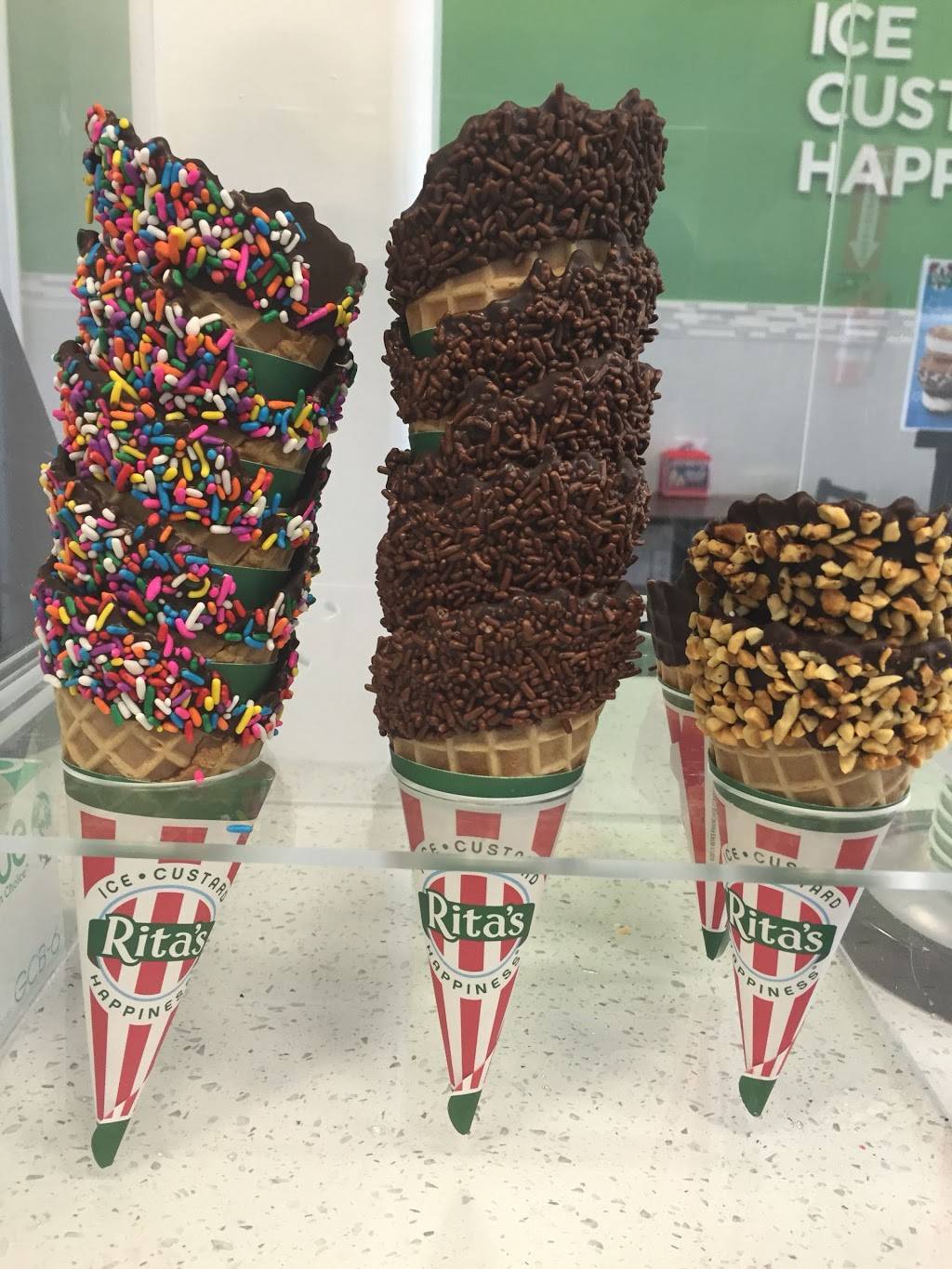 Ritas Italian Ice & Frozen Custard | restaurant | Cobblestone Lake Commercial, 15594 Pilot Knob Rd Suite #400, Apple Valley, MN 55124, USA | 6513689635 OR +1 651-368-9635