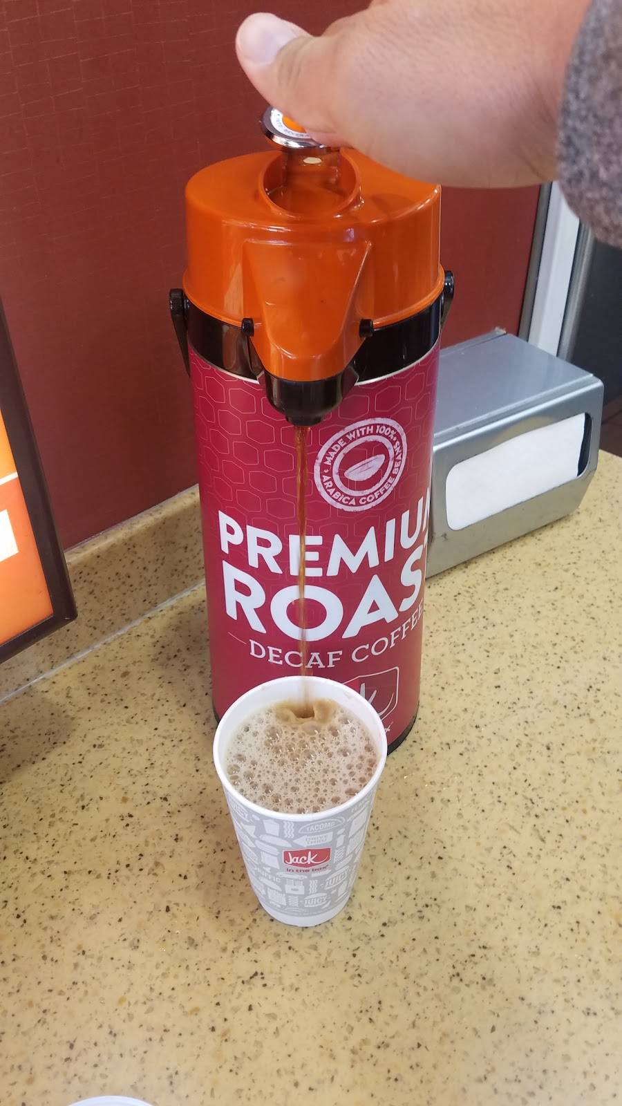 Jack in the Box | restaurant | 1430 E Valley Pkwy, Escondido, CA 92027, USA | 7607414981 OR +1 760-741-4981