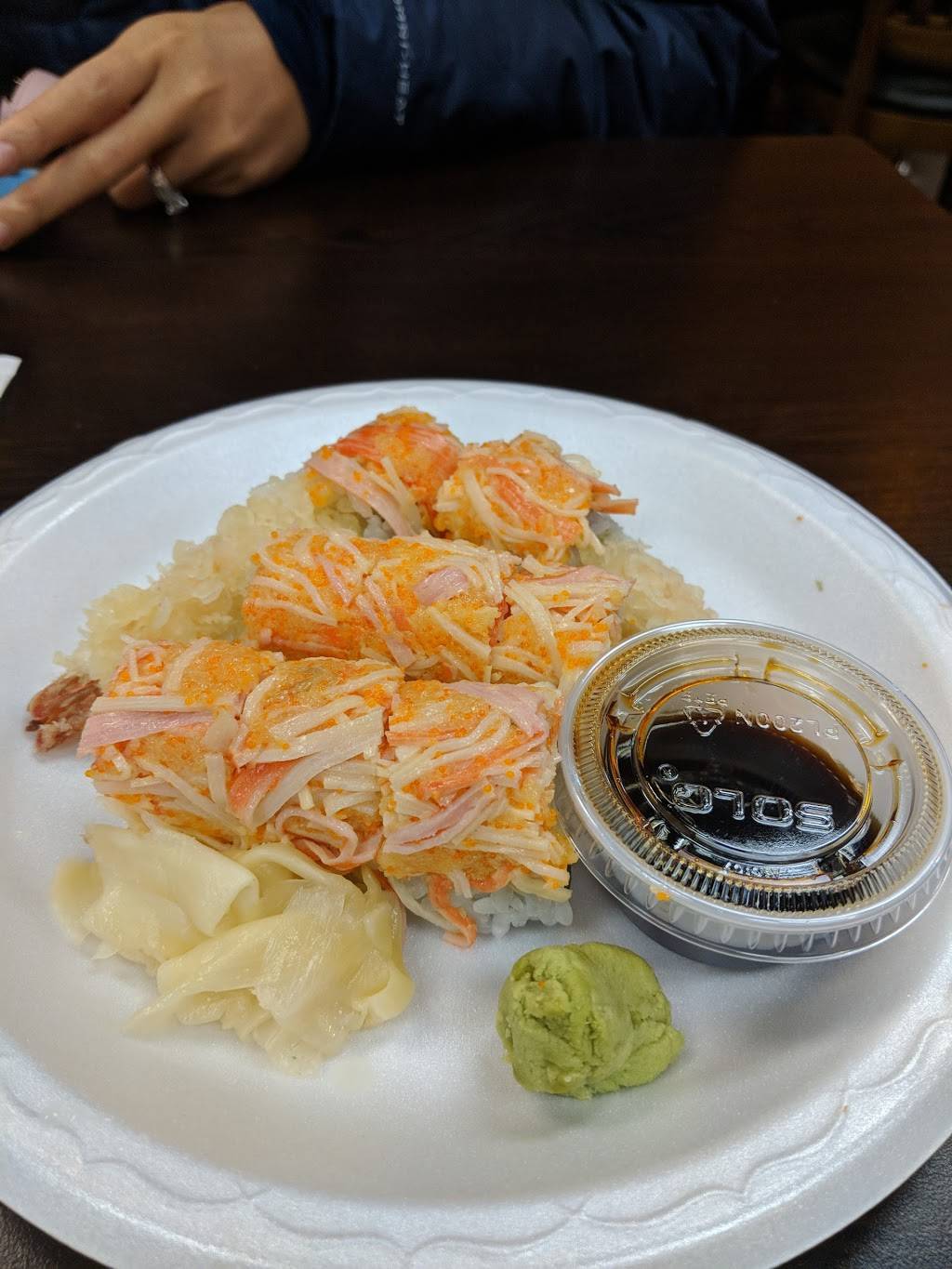 Hibachi Japan Sushi & Teriyaki | restaurant | 337 Hospital Dr suite j, Glen Burnie, MD 21061, USA | 4105828387 OR +1 410-582-8387