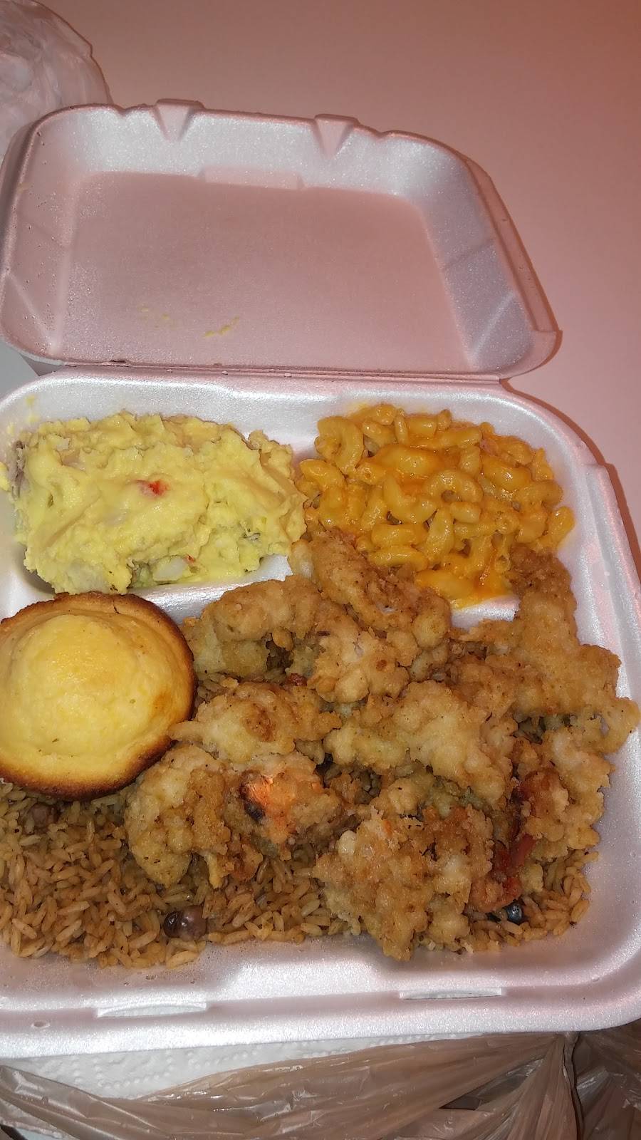 Mama Lucys Home Style Cooking | restaurant | 2201 NW 119th St, Miami, FL 33167, USA | 3056878782 OR +1 305-687-8782