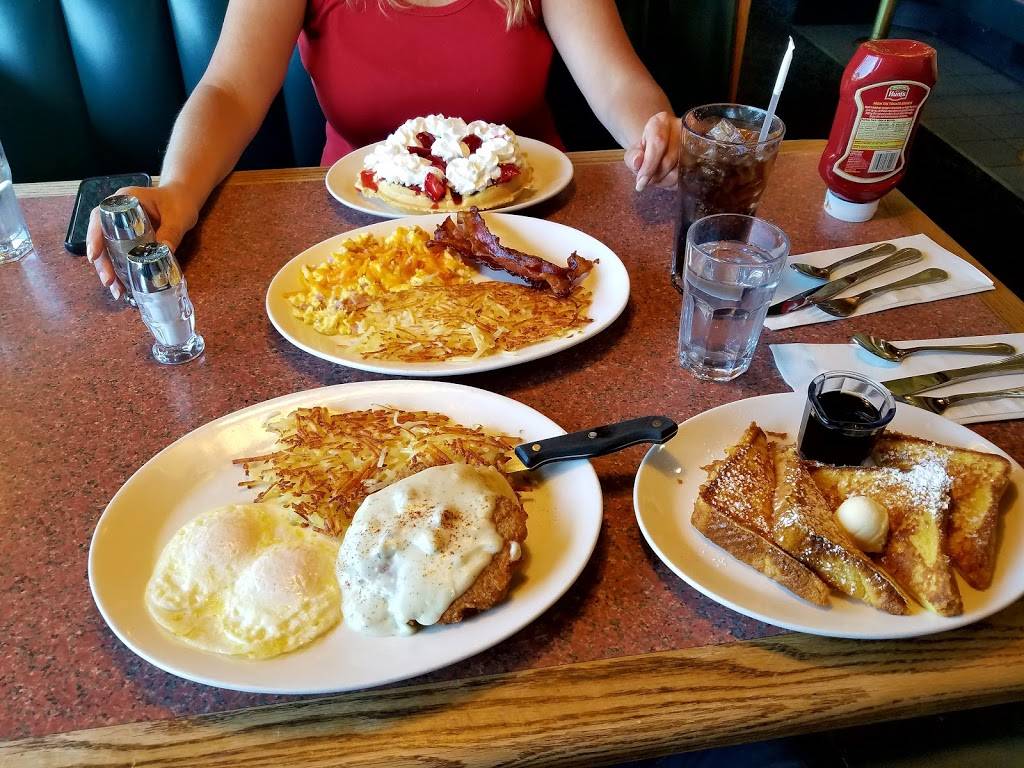 Sharis Cafe and Pies | bakery | 7451 SW Garden Home Rd, Portland, OR 97223, USA | 5032933143 OR +1 503-293-3143