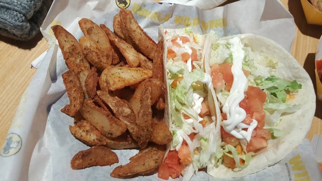 Buffalo Wild Wings | restaurant | 1200 Market Pl Blvd, Irving, TX 75063, USA | 9724320011 OR +1 972-432-0011