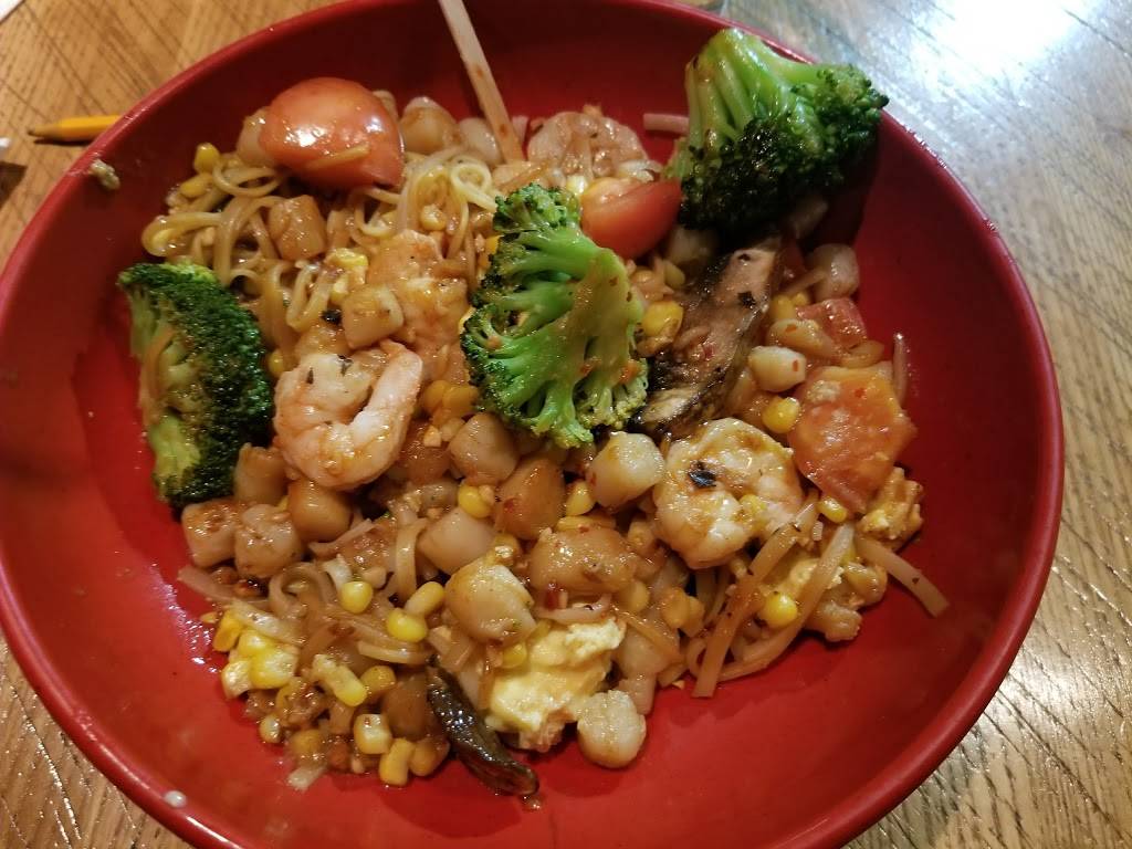 Flat Top Grill | restaurant | SHOPPES AT COLLEGE HILLS, 307 S, Veterans Pkwy #500, Normal, IL 61761, USA | 3094541300 OR +1 309-454-1300