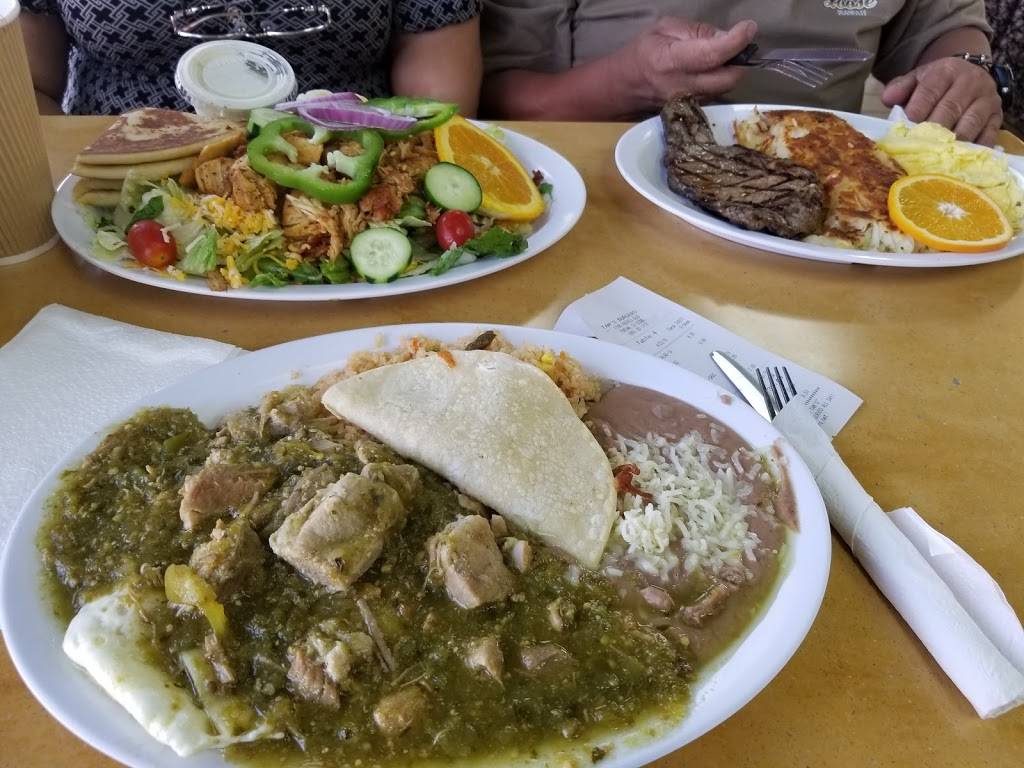 Tams Burgers | restaurant | 17095 E Foothill Blvd, Fontana, CA 92335, USA | 9093571713 OR +1 909-357-1713