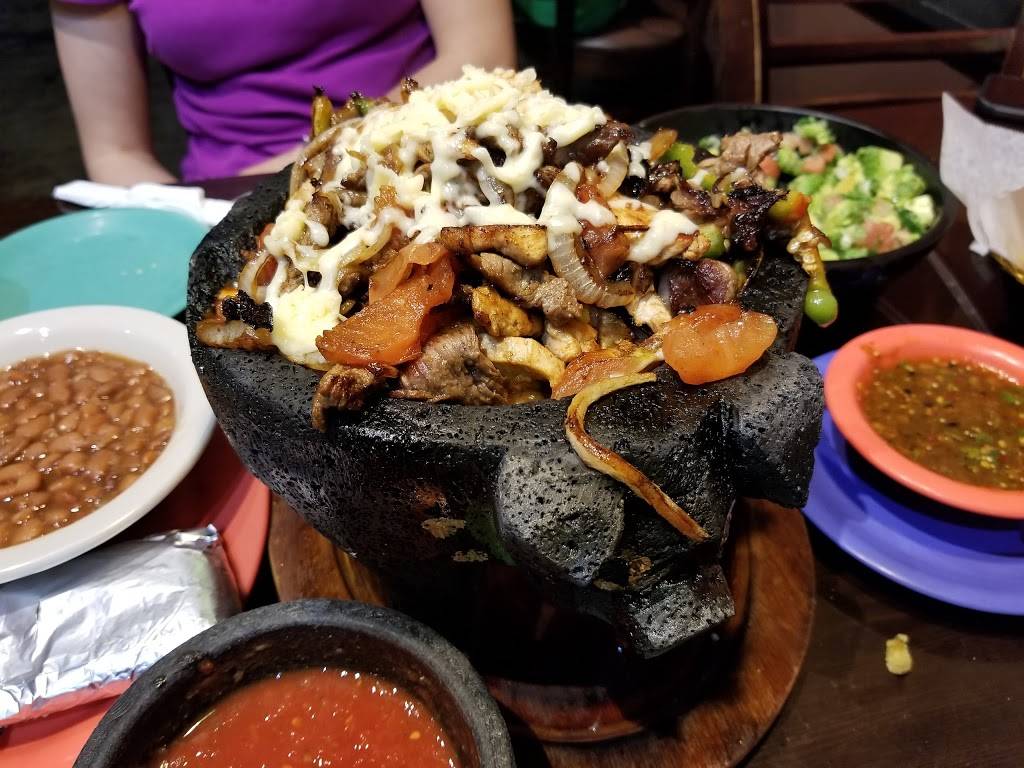 El Metate | restaurant | 1238 Taft Hwy, Signal Mountain, TN 37377, USA | 4238860054 OR +1 423-886-0054