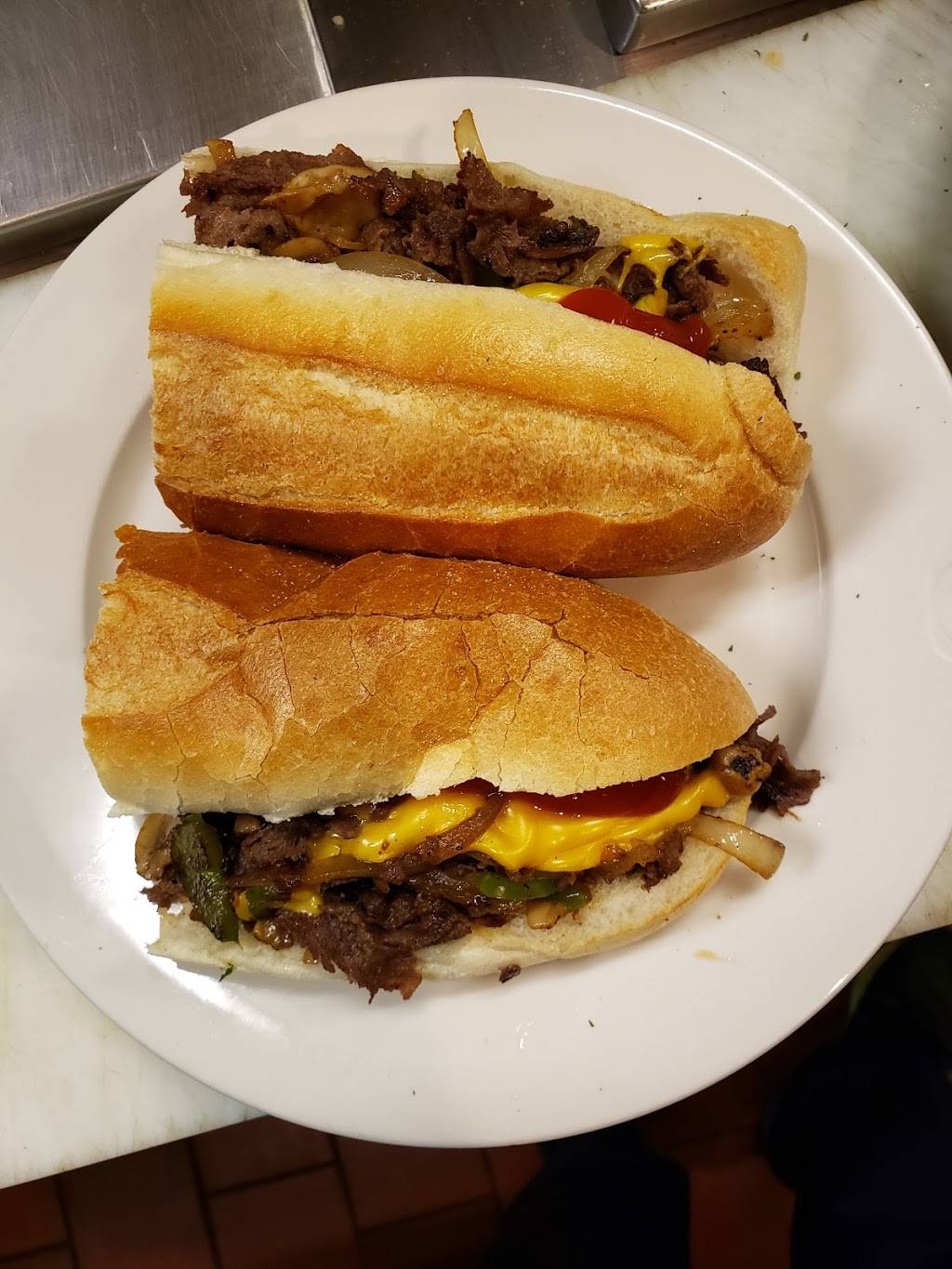 Douglass Pizza | restaurant | 249 Talmadge Rd, Edison, NJ 08817, USA | 7322489650 OR +1 732-248-9650