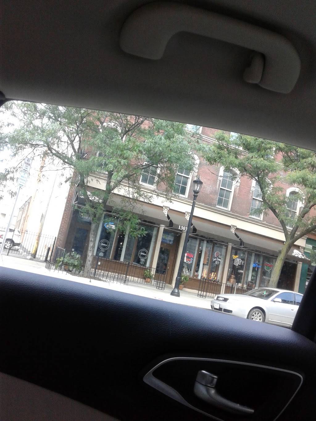 DQ / Orange Julius | restaurant | 260 E Cuyahoga Falls Ave, Akron, OH 44310, USA | 3304343018 OR +1 330-434-3018