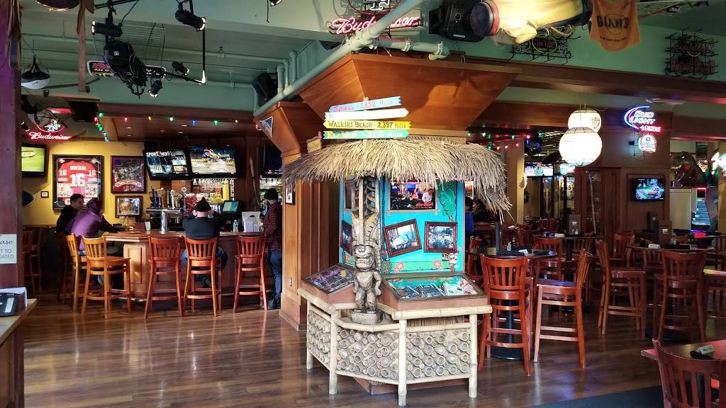 Players Sports Grill & Arcade | restaurant | 2 Beach St, San Francisco, CA 94133, USA | 4159816300 OR +1 415-981-6300