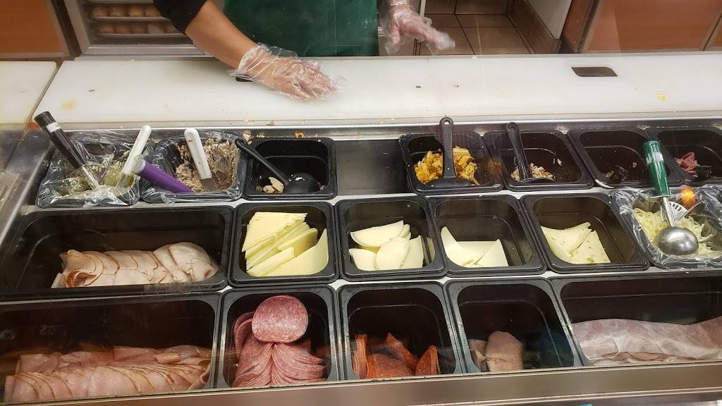 Subway Restaurants | restaurant | 5537 Sunset Blvd #109, Los Angeles, CA 90028, USA | 3238711090 OR +1 323-871-1090