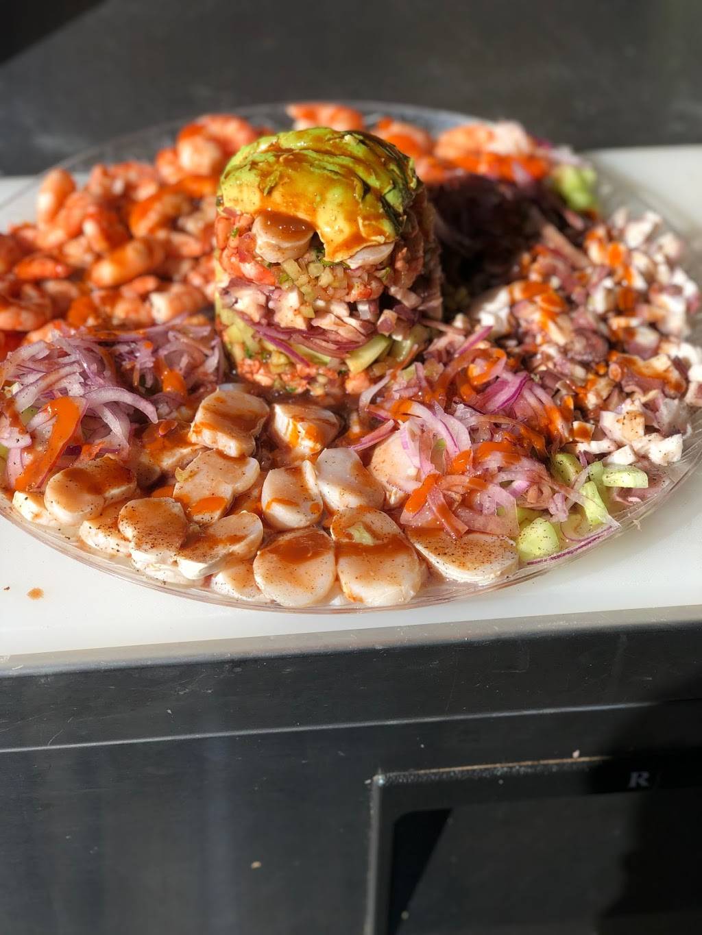 Mariscos y birria el bochas | restaurant | 5142 S 12th Ave, Tucson, AZ 85706, USA | 5202358966 OR +1 520-235-8966