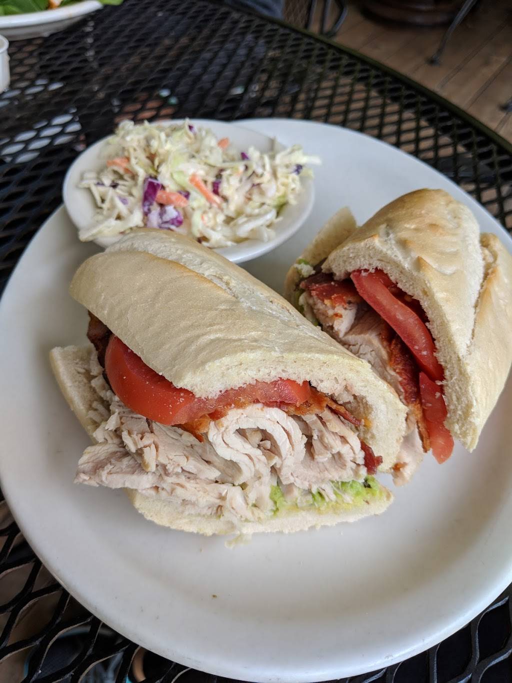 Garden Grill | restaurant | 17132 CA-116, Guerneville, CA 95446, USA | 7078693922 OR +1 707-869-3922