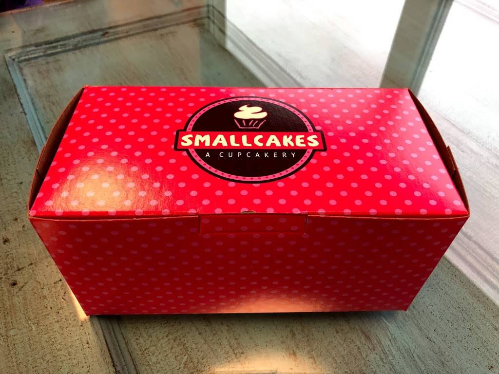 Small Cakes | restaurant | 330 Bland Blvd, Newport News, VA 23602, USA | 7573690890 OR +1 757-369-0890