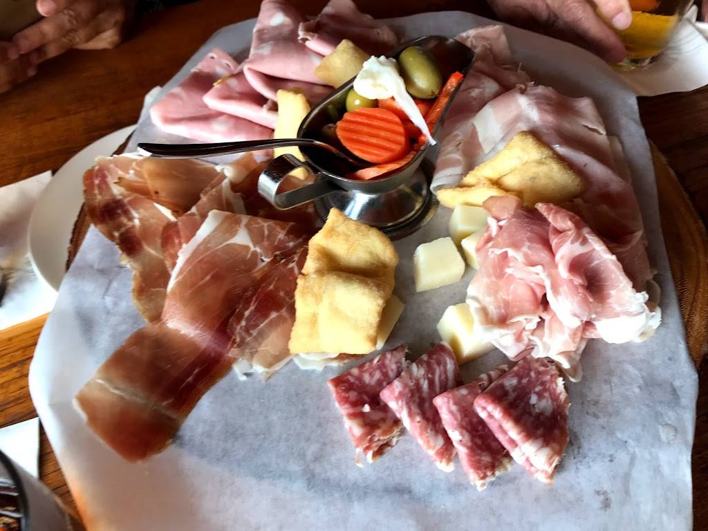 Taverna | restaurant | 3312 Knox St, Dallas, TX 75205, USA | 2145209933 OR +1 214-520-9933