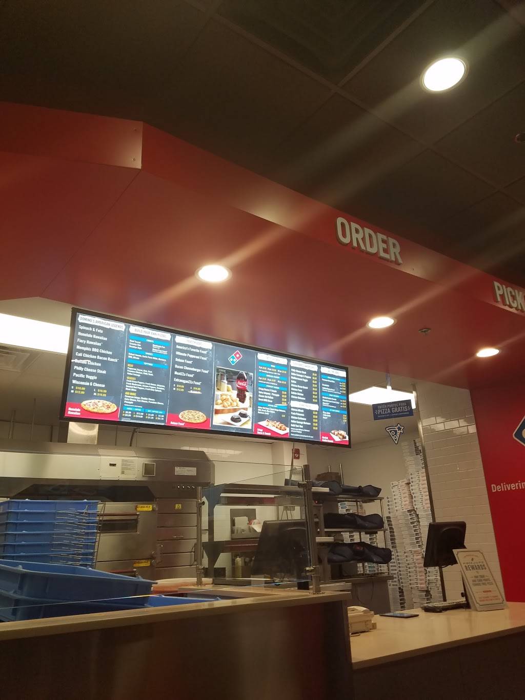 Dominos Pizza | meal delivery | 215 E Wooster St Ste 8, Bowling Green, OH 43402, USA | 4193536342 OR +1 419-353-6342