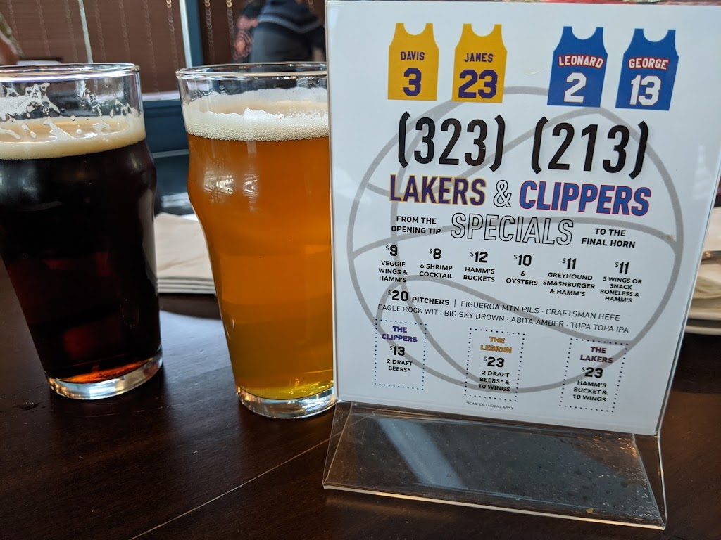 The Greyhound Bar & Grill | restaurant | 933 S Brand Blvd, Glendale, CA 91204, USA | 7472406825 OR +1 747-240-6825