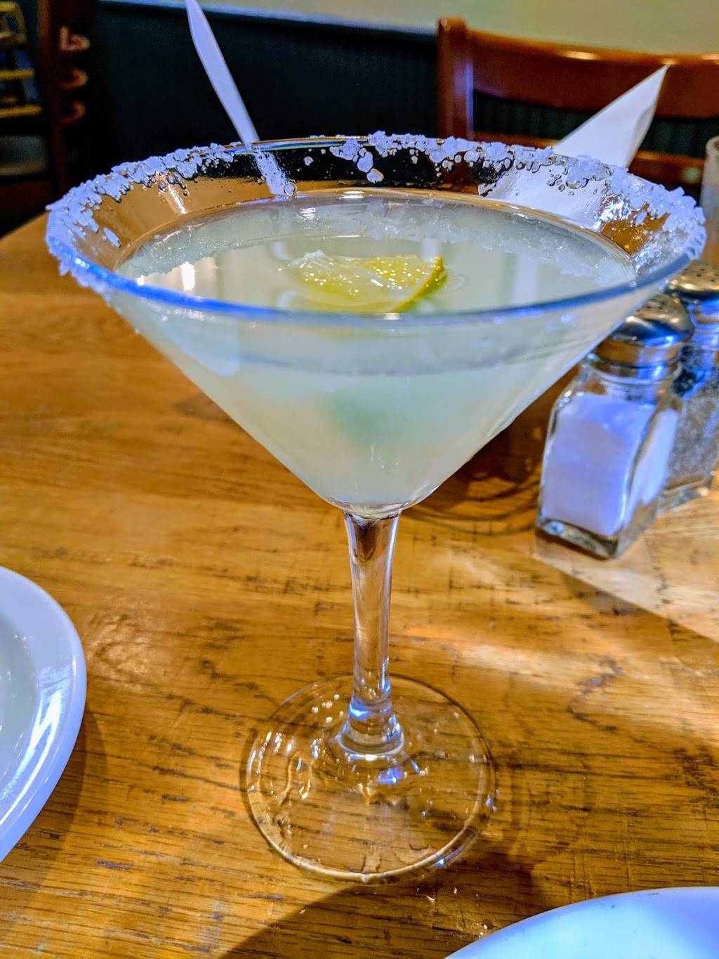 Scotts Bar & Grill | restaurant | 8115 Lake Ballinger Way, Edmonds, WA 98026, USA | 4257752561 OR +1 425-775-2561