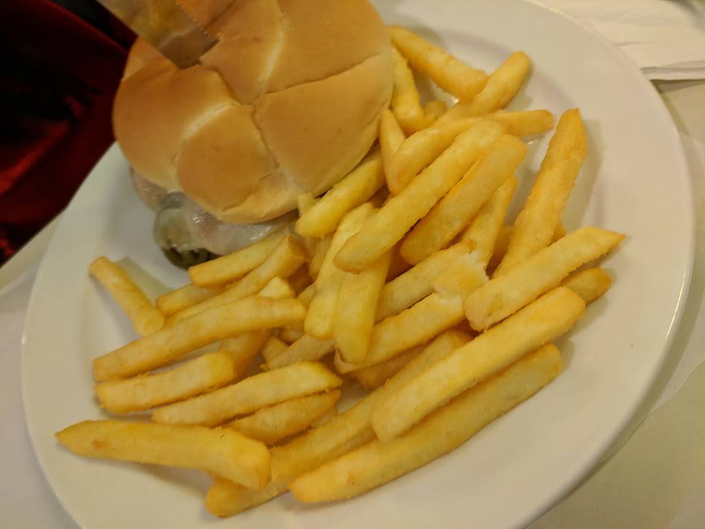 Globe Restaurant | restaurant | 6965 Truck World Blvd, Hubbard, OH 44425, USA | 3305349725 OR +1 330-534-9725