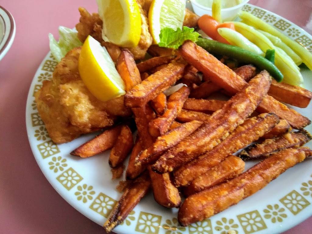 Sheris Place | restaurant | 5859 Forest Hills Rd, Rockford, IL 61114, USA | 8158771688 OR +1 815-877-1688