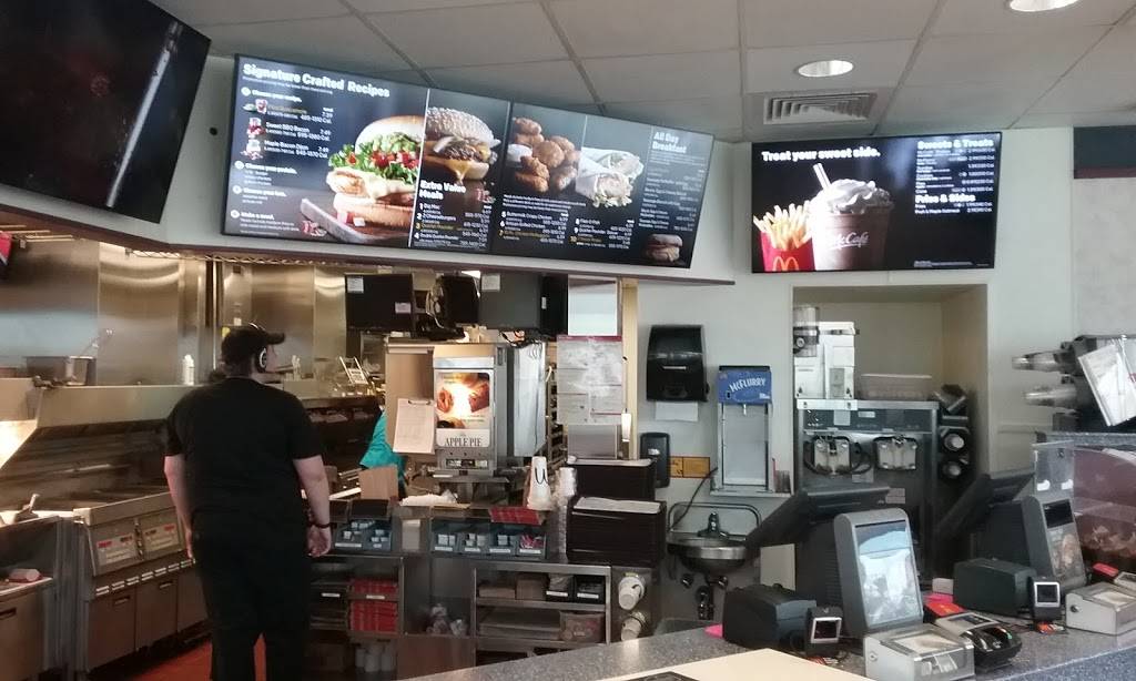McDonalds | cafe | 2770 S, M-33, Rose City, MI 48654, USA | 9896853773 OR +1 989-685-3773