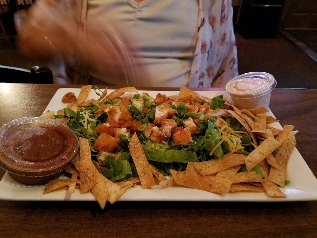 Badlanders Pub & Grill | restaurant | 7922 S Loomis Rd, Wind Lake, WI 53185, USA | 2628957300 OR +1 262-895-7300