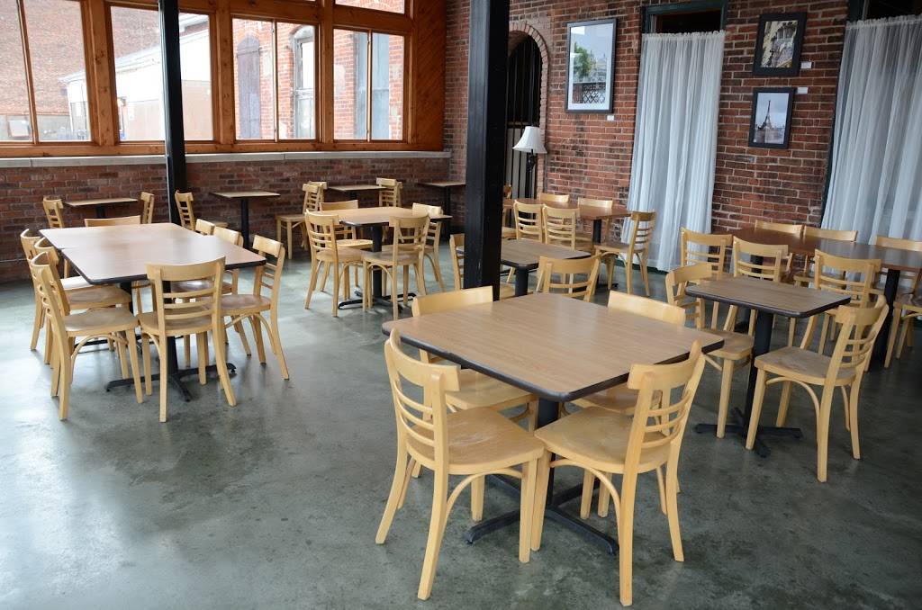 Ellys Tea And Coffee | cafe | 101 W Mississippi Dr, Muscatine, IA 52761, USA | 5632635043 OR +1 563-263-5043