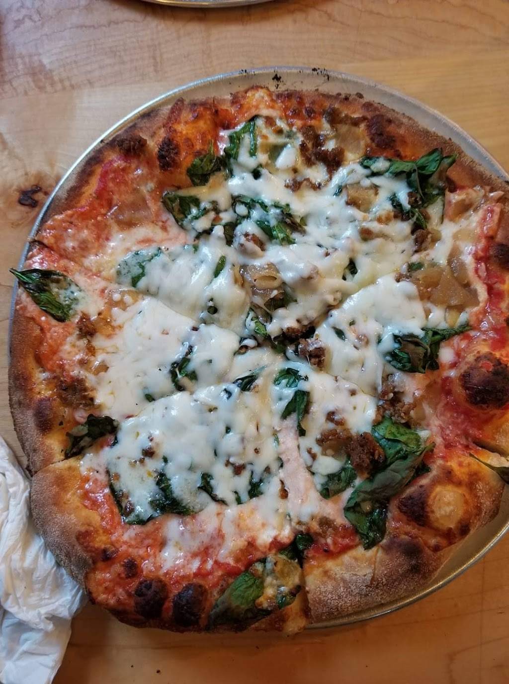 Hill and Holler Pizza | restaurant | 970 N Jefferson St, Lewisburg, WV 24901, USA | 3046474429 OR +1 304-647-4429