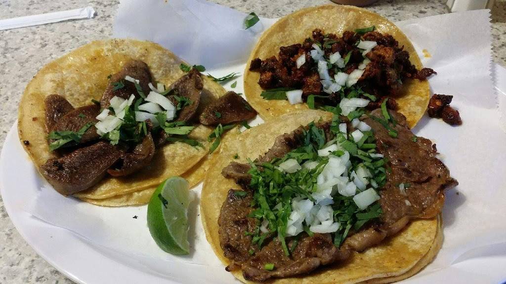 El Jimador Mexican Restaurant & Bar | restaurant | 3447 W Forest Home Ave, Milwaukee, WI 53215, USA | 4149309121 OR +1 414-930-9121