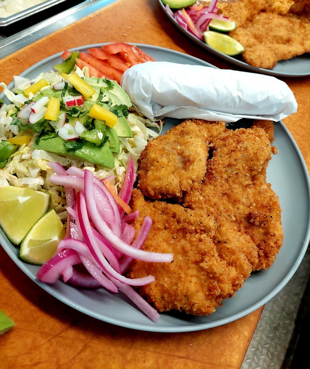 Méxhico | restaurant | 8407 SE 82nd Ave, Portland, OR 97266, USA | 5039156366 OR +1 503-915-6366