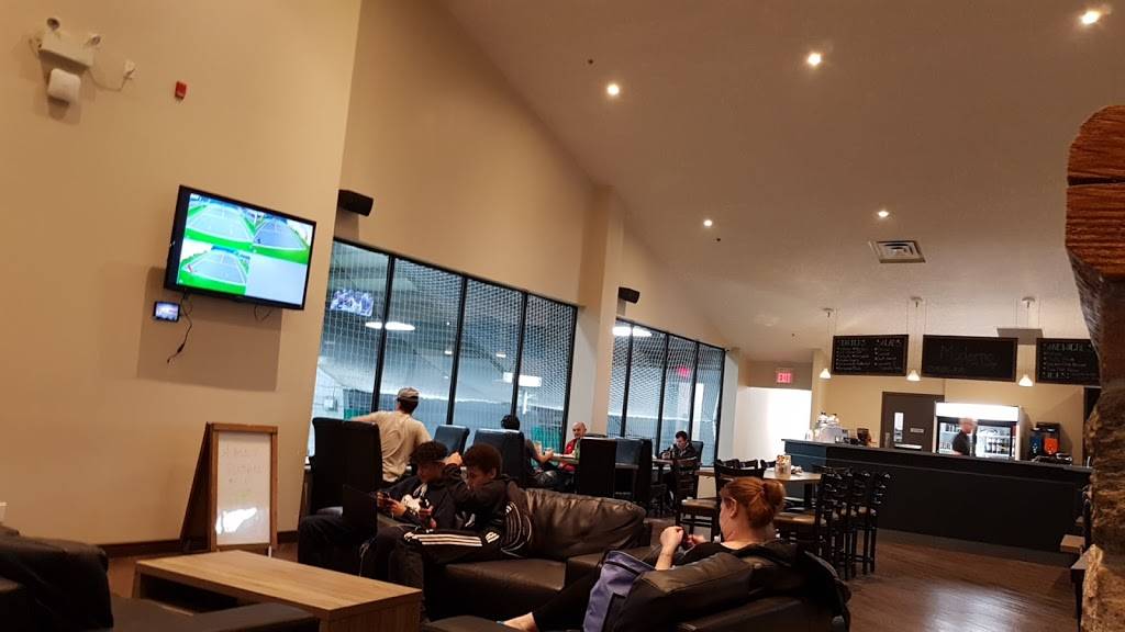 The Core Lounge | restaurant | 401 New Dundee Rd, Kitchener, ON N2P 2N8, Canada | 5198967070 OR +1 519-896-7070