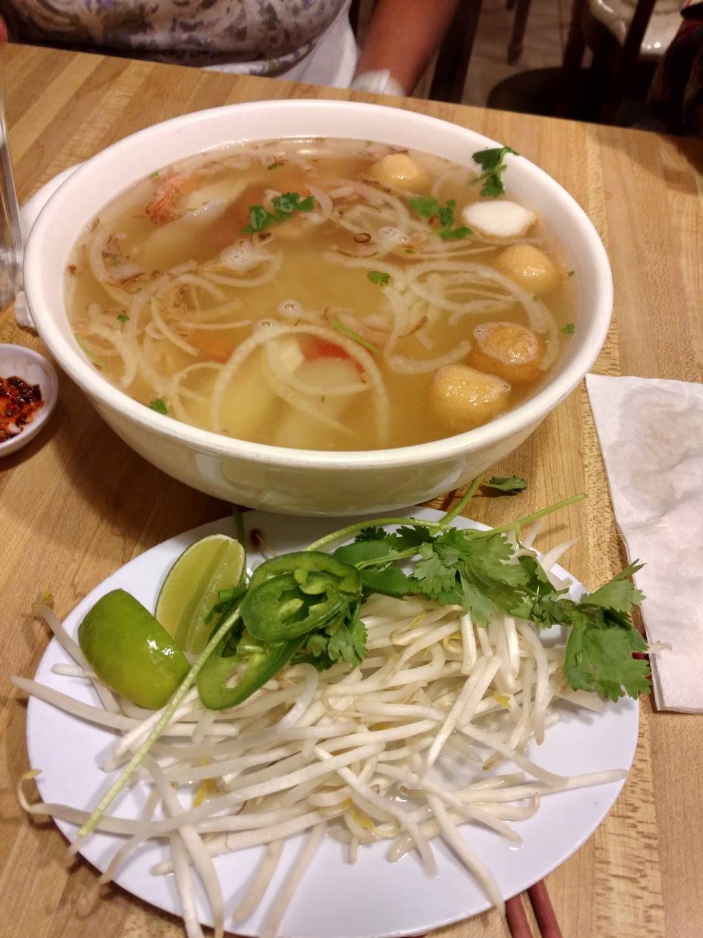 Pho King 4 Restaurant | restaurant | 226 3rd St, Davis, CA 95616, USA | 5305898888 OR +1 530-589-8888