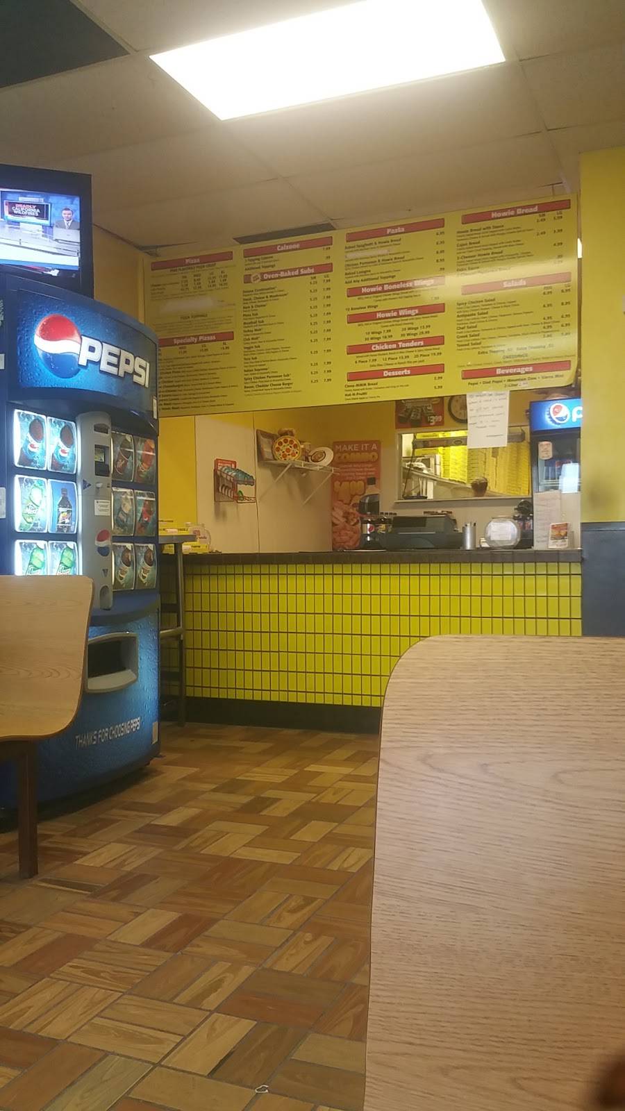 Hungry Howie’s Pizza | meal delivery | 11774 E Colonial Dr, Orlando, FL 32817, USA | 4072739676 OR +1 407-273-9676