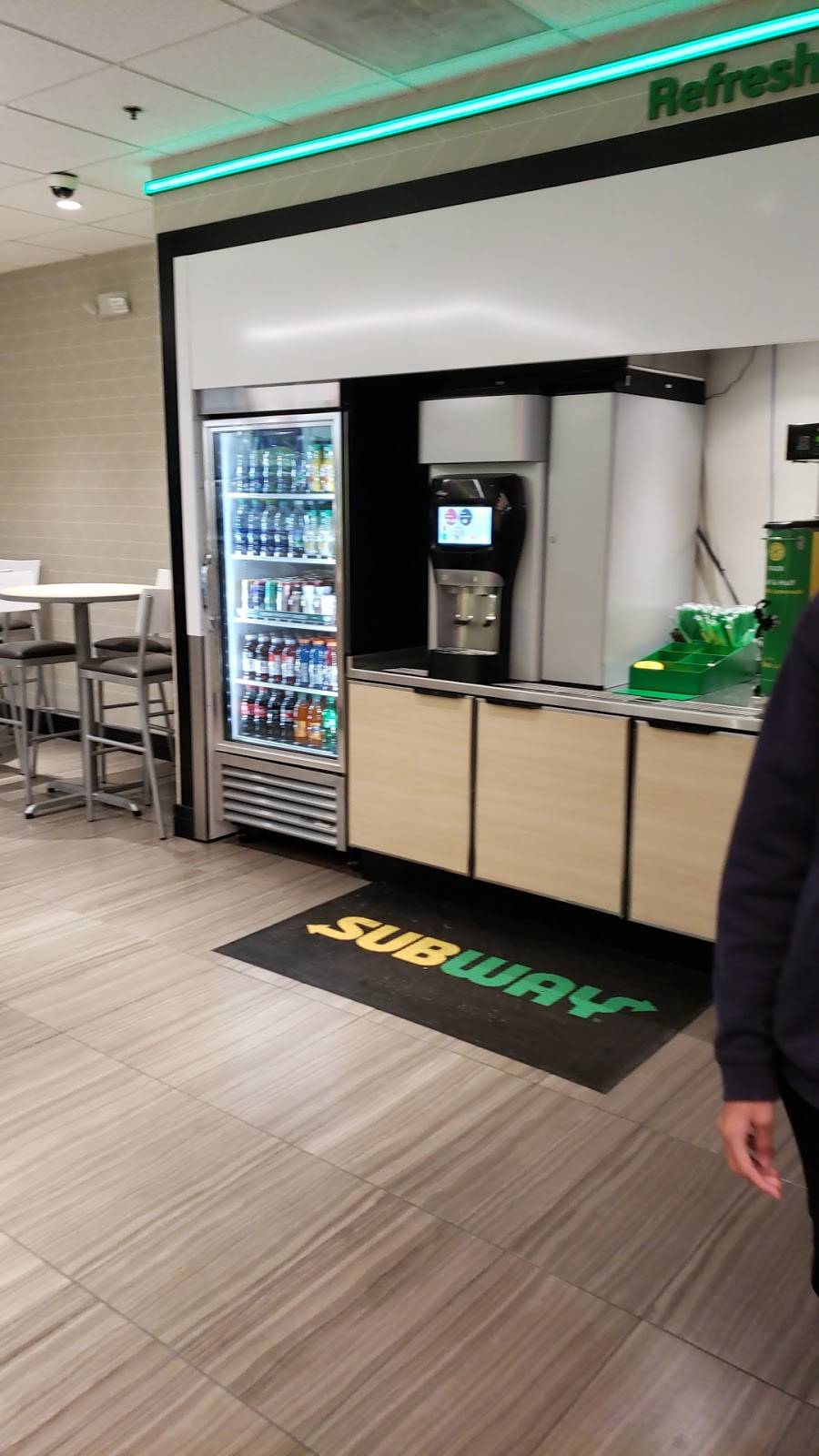 Subway | restaurant | 6731 Annapolis Rd, Landover Hills, MD 20784, USA | 3017729317 OR +1 301-772-9317