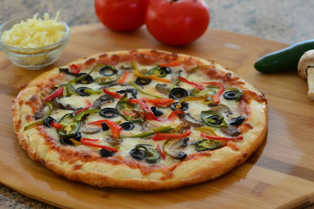 Bellerose Famous Pizza | restaurant | 24822 Union Tpke, Queens, NY 11426, USA | 7183472100 OR +1 718-347-2100